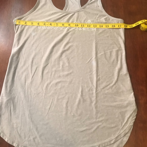 Reebok Women’s Tank/ Top  Gray Color Size L - Picture 8 of 9